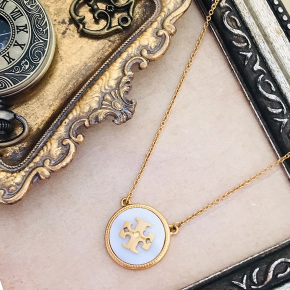 TORY BURCH • Semiprecious Pendant Logo Necklace - Picture 6 of 6